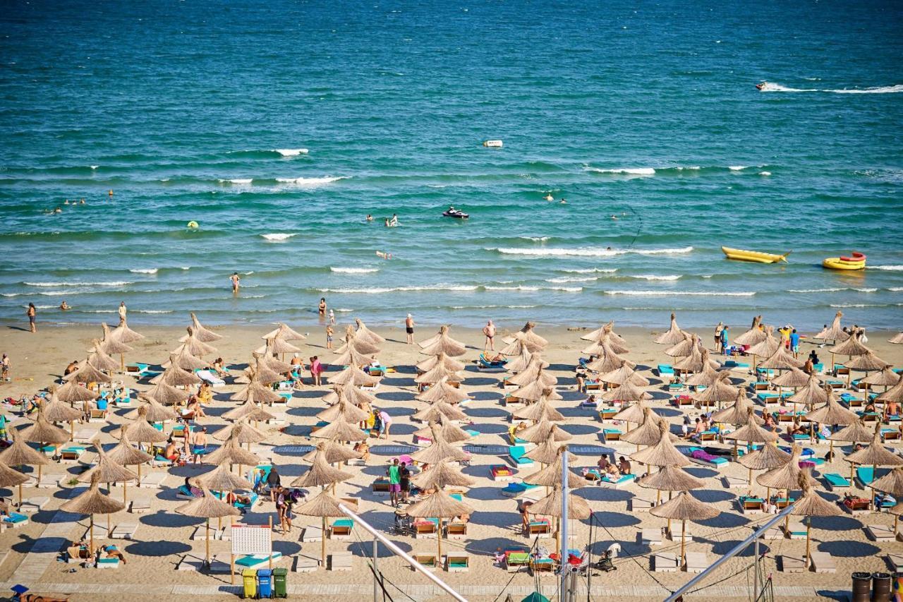 Provence Apartment In Spa N Pool Resort Mamaia Exterior photo
