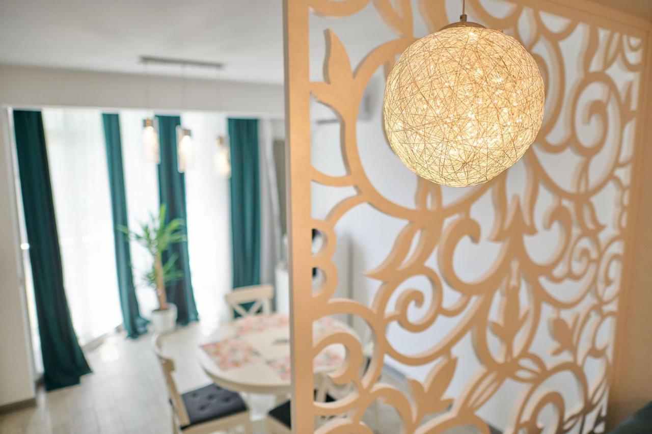 Provence Apartment In Spa N Pool Resort Mamaia Exterior photo